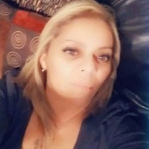 Meet your Posher, Evelyn